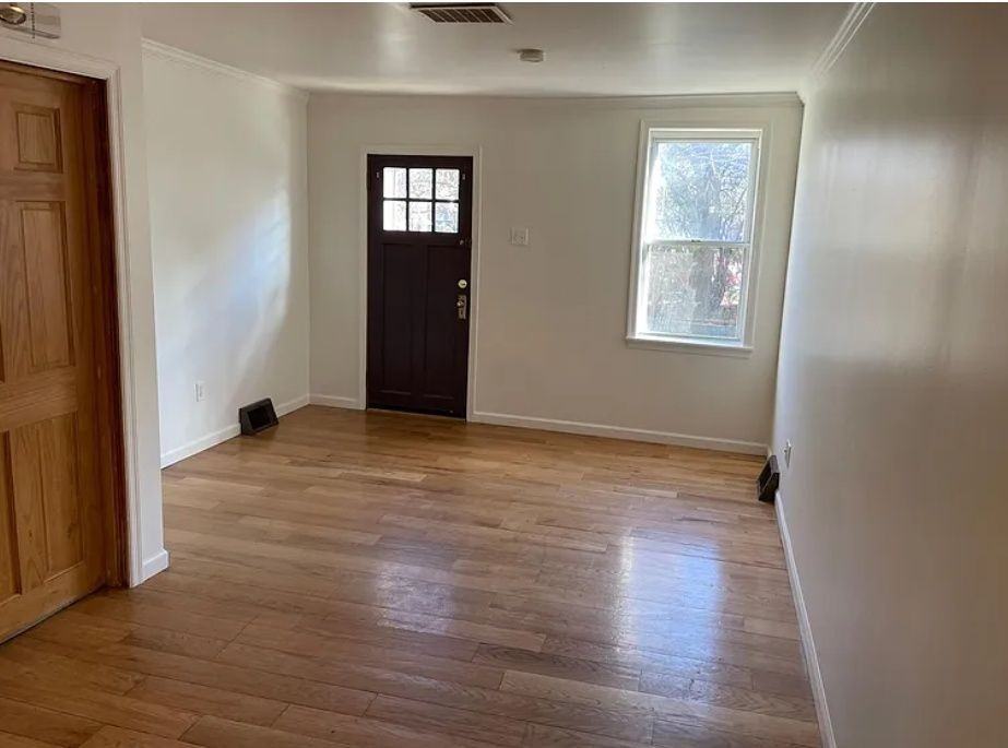 312 N Arch St - Photo 3 of 12