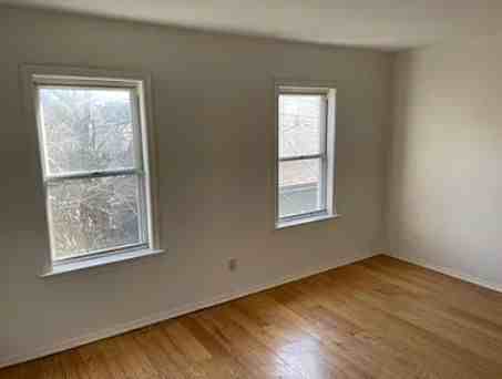 312 N Arch St - Photo 7 of 12