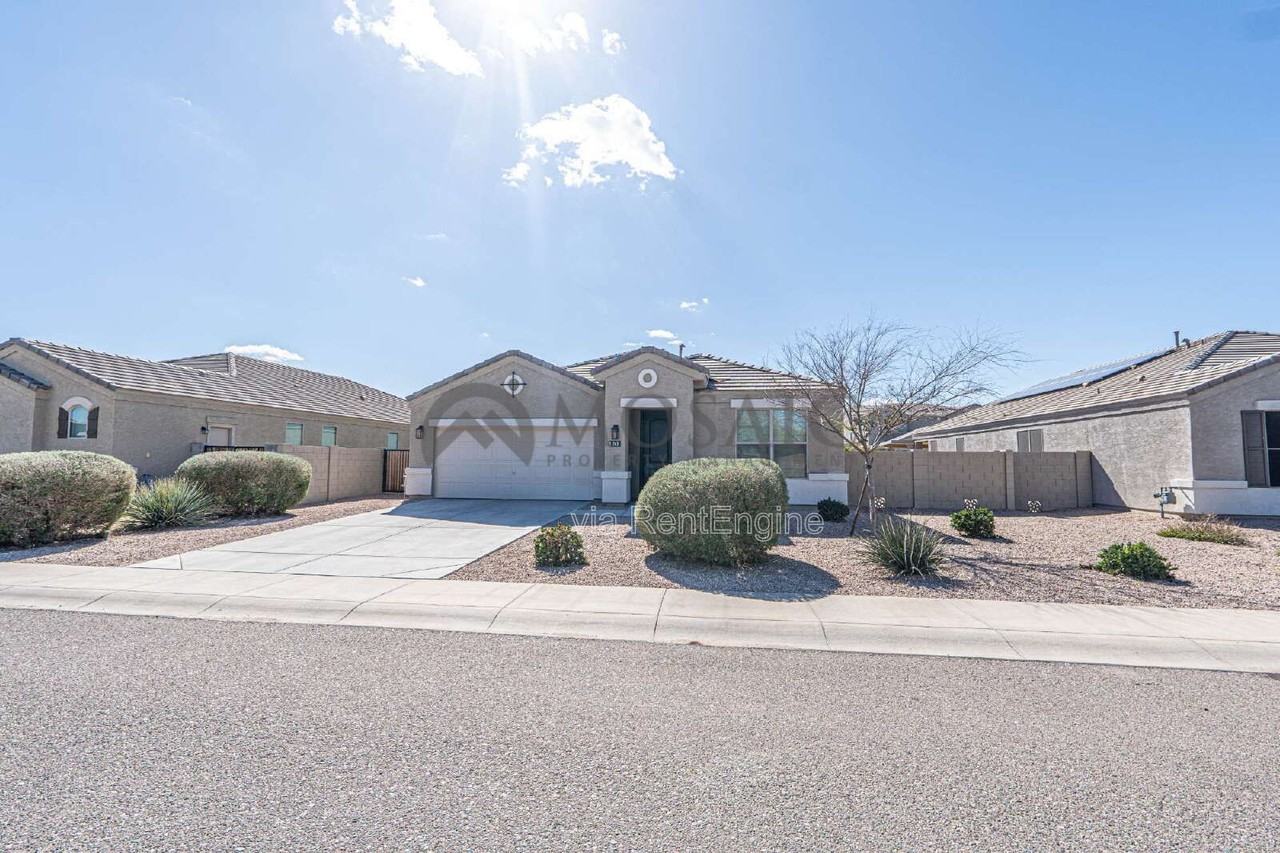 763 W Brangus Way - Photo 4 of 22