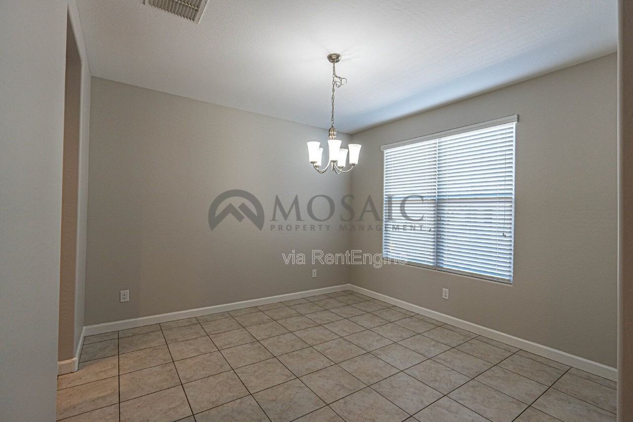 763 W Brangus Way - Photo 6 of 22