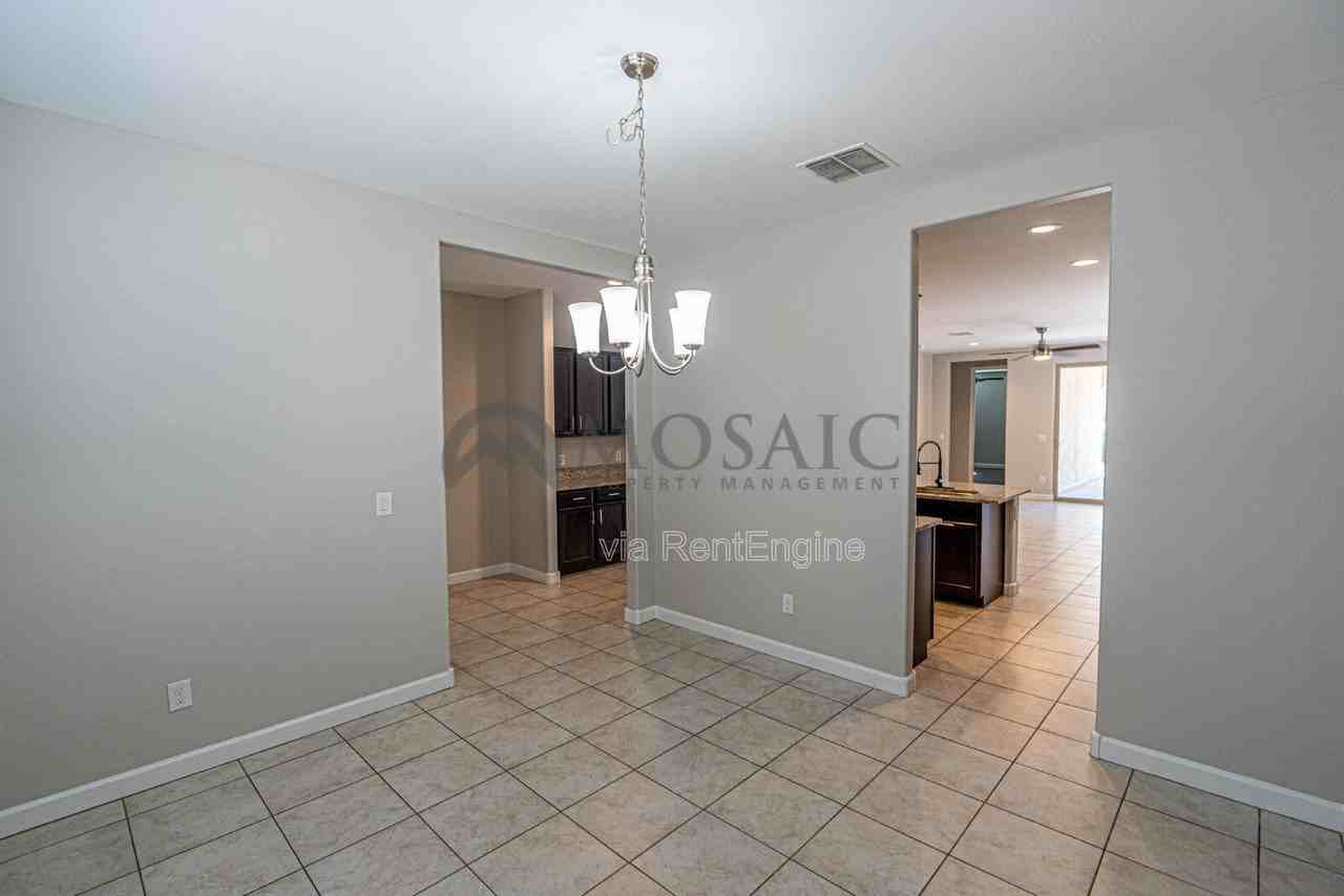 763 W Brangus Way - Photo 7 of 22