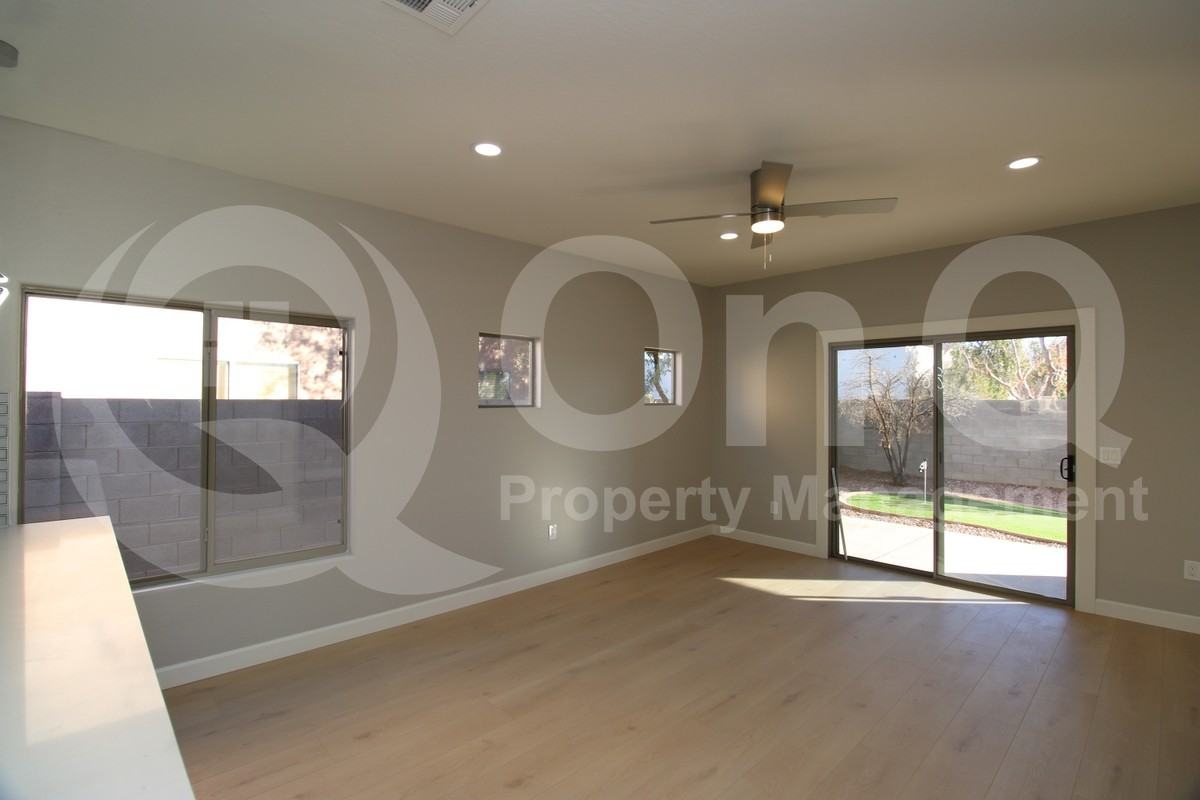 3003 E Kings Ave - Photo 7 of 21