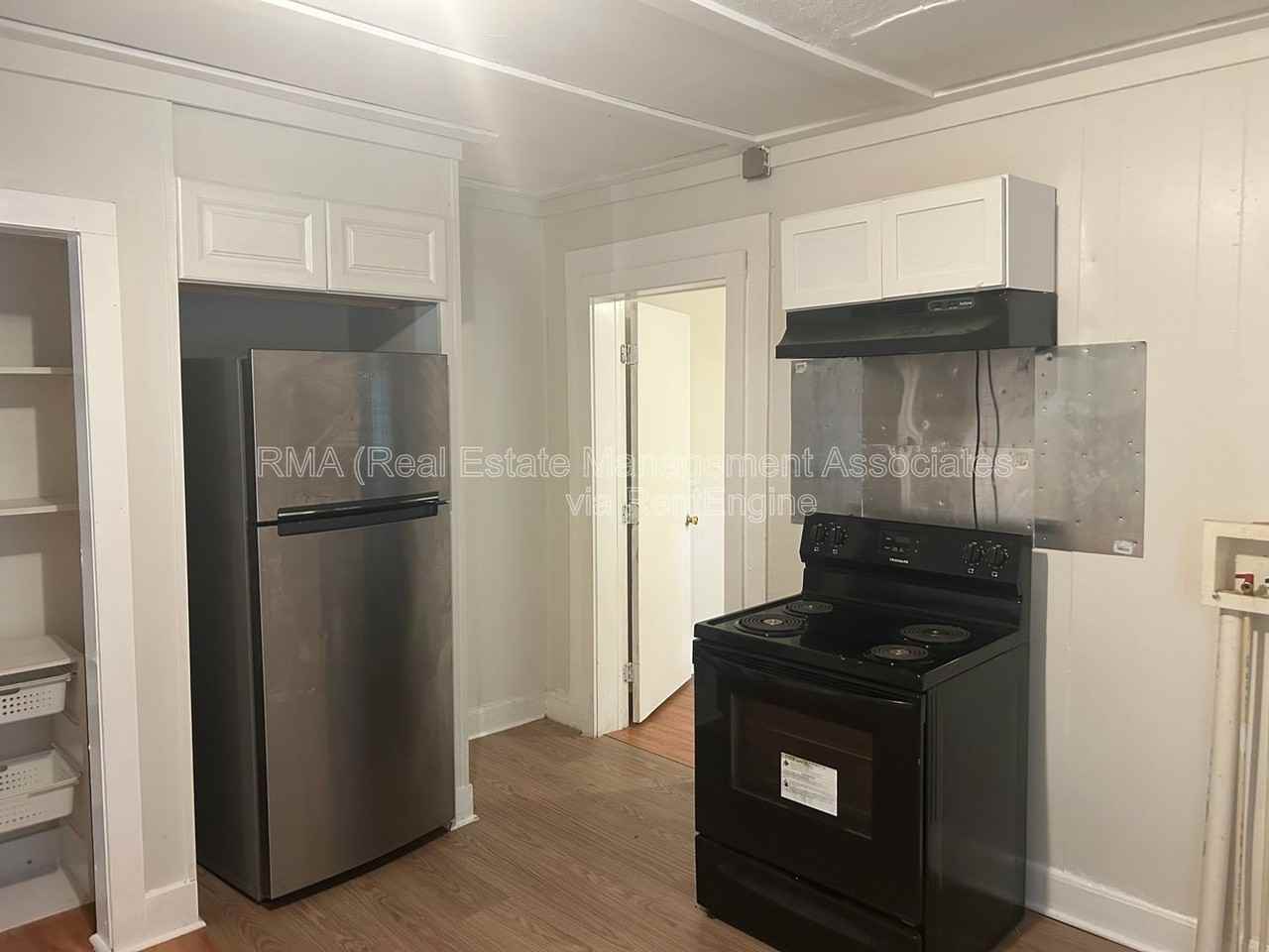 1104 Meriwether St - Photo 6 of 7