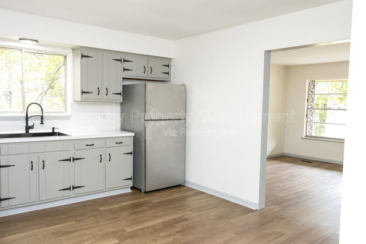 1300 Koblan Dr #A - Photo 3 of 14