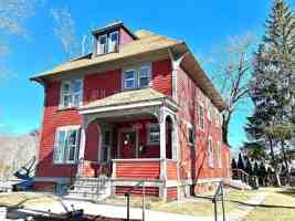 featured image of 28 Wayne St