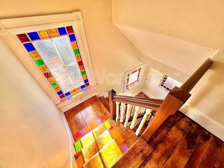 28 Wayne St - Photo 5 of 29