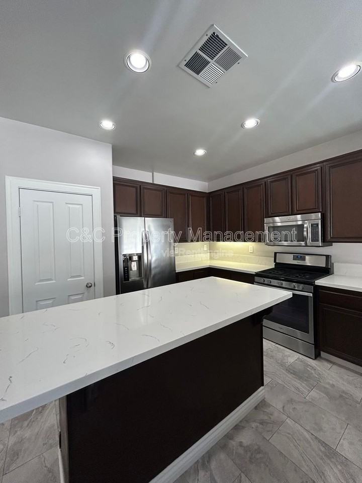 24006 Crowned Partridge Ln - Photo 7 of 20
