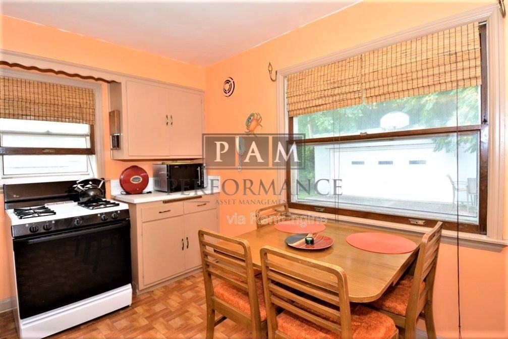 6745 Hillside Ln - Photo 6 of 11