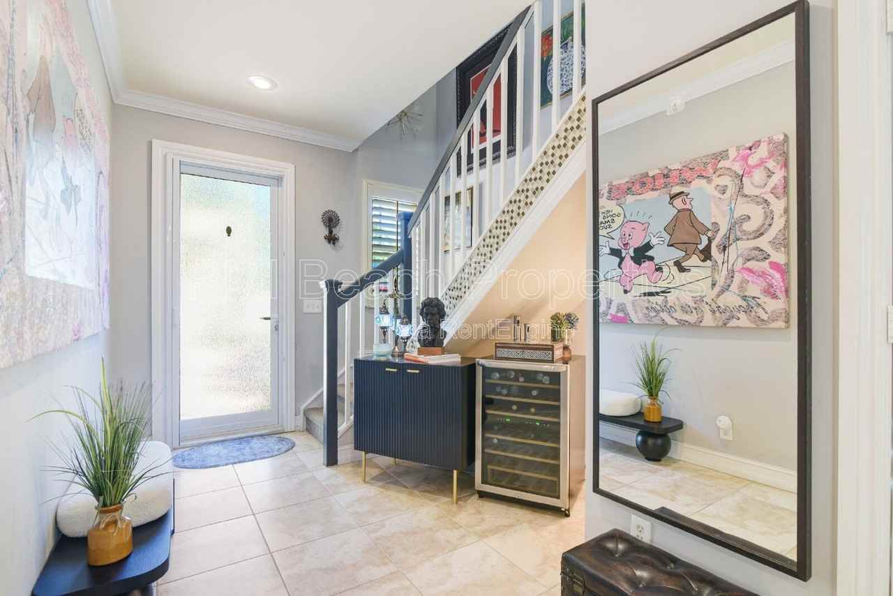 3438 Ne 13th Ave - Photo 2 of 18