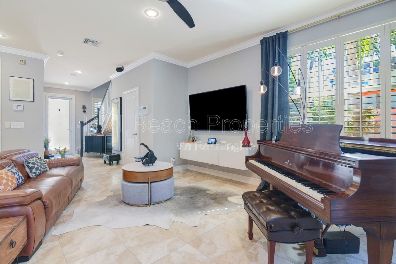 3438 Ne 13th Ave - Photo 5 of 18