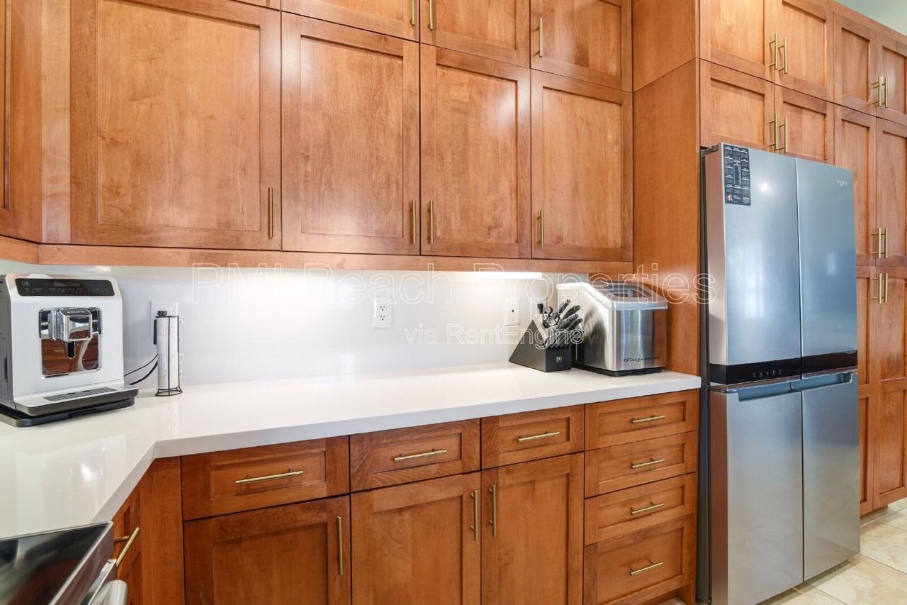 3438 Ne 13th Ave - Photo 7 of 18