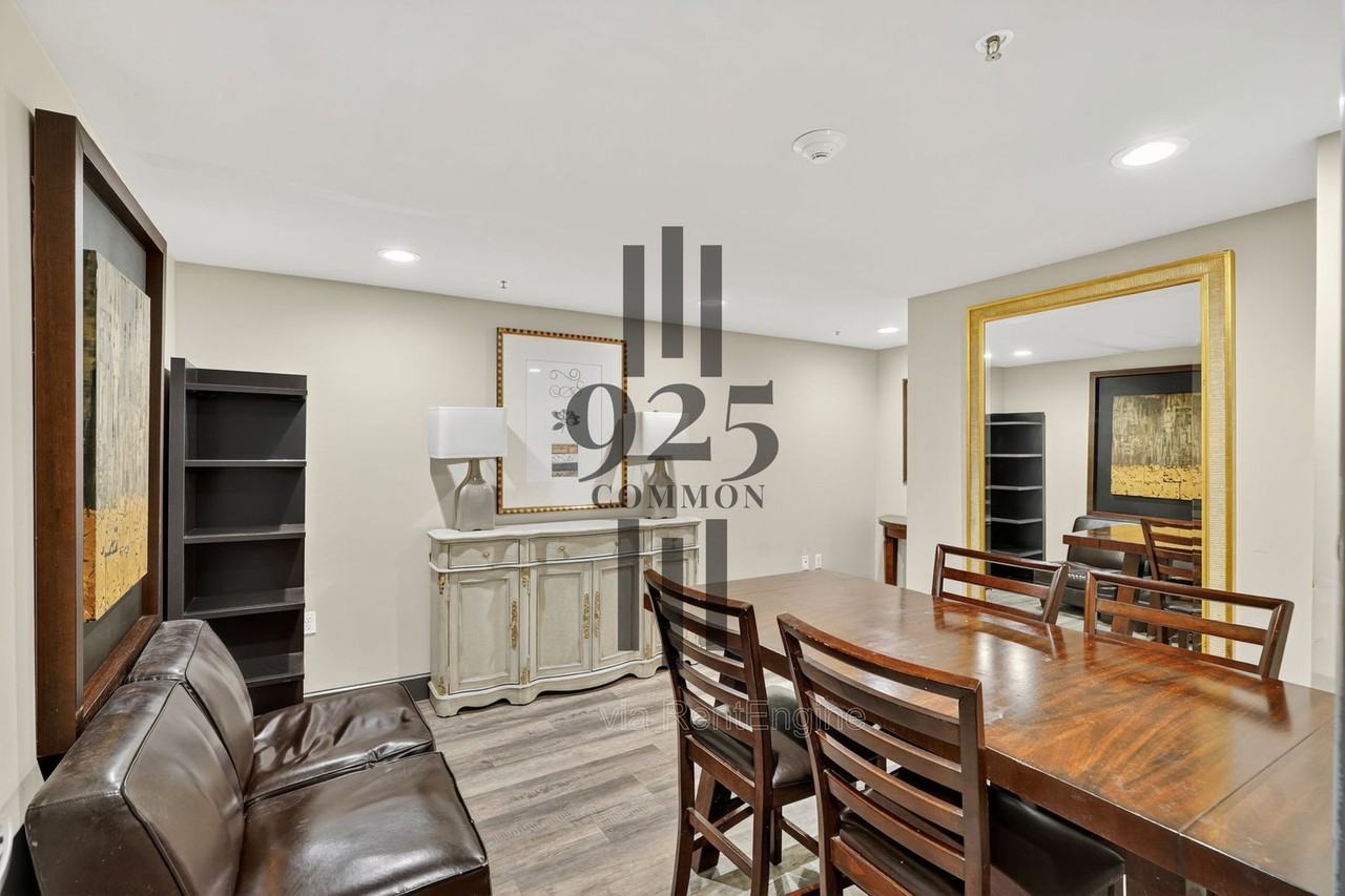 925 Common St #1215 - Photo 5 of 19