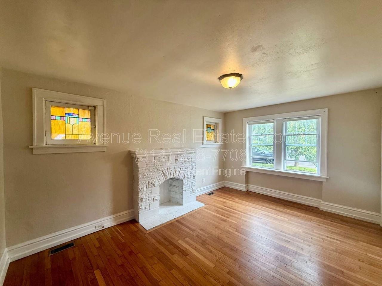 5246 Chippewa St - Photo 3 of 9