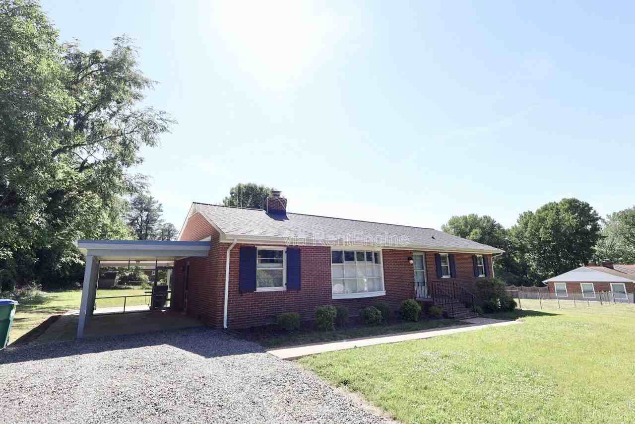 5913 Osoge Rd - Photo 2 of 42