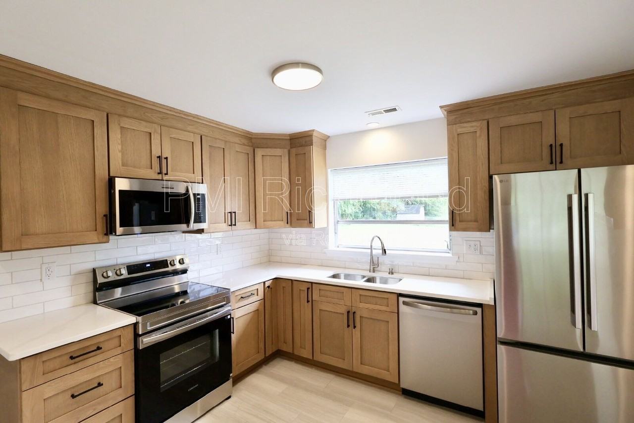 5913 Osoge Rd - Photo 6 of 42