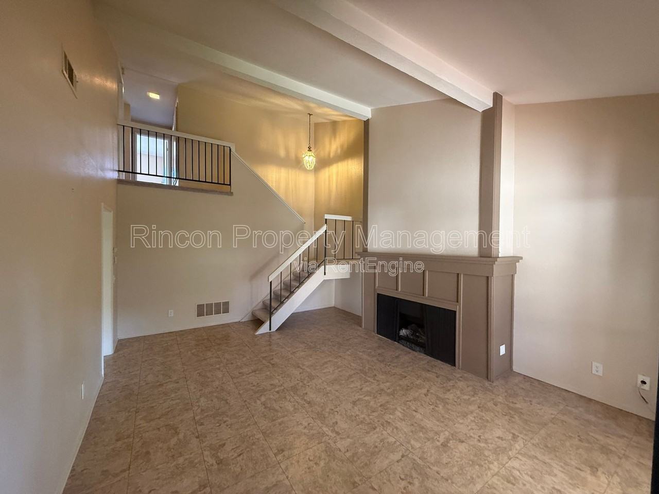 361 Jalisco Ct - Photo 4 of 16