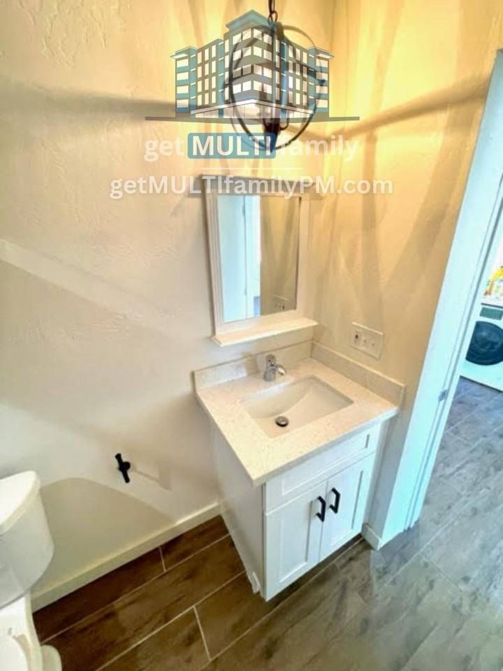 1402 E Mckinley St #B - Photo 6 of 22