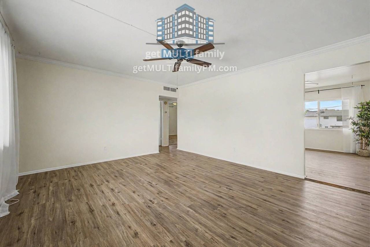 4325 N 26th St #13 - Photo 7 of 22