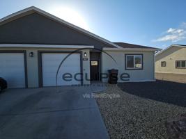 featured image of 507 Crestone Ave