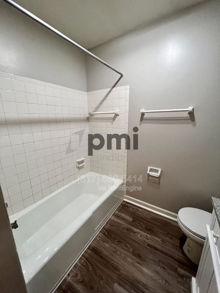 3031 E 47th St #E - Photo 5 of 29