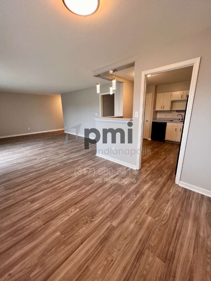 3031 E 47th St #E - Photo 6 of 29