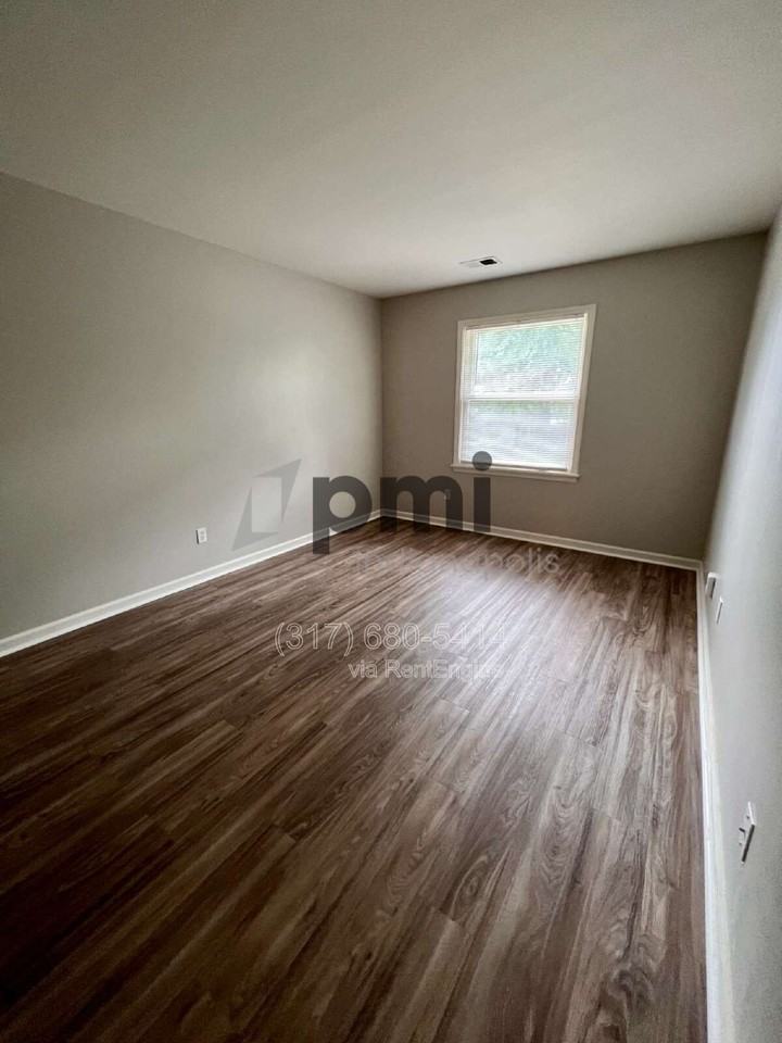 3031 E 47th St #E - Photo 7 of 29