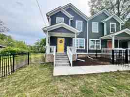 featured image of 2106 Duncan Ave #104