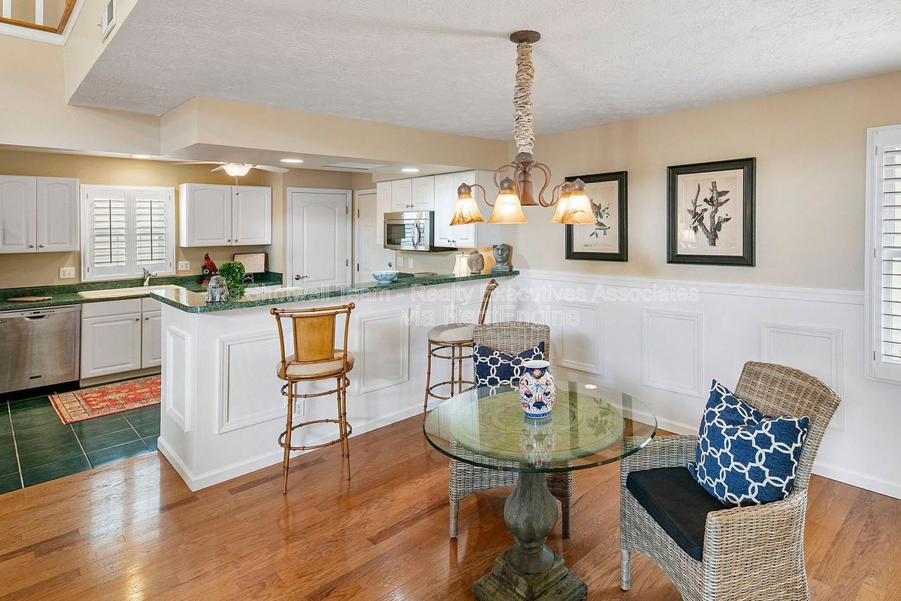8508 Angel Oak Ct - Photo 4 of 18
