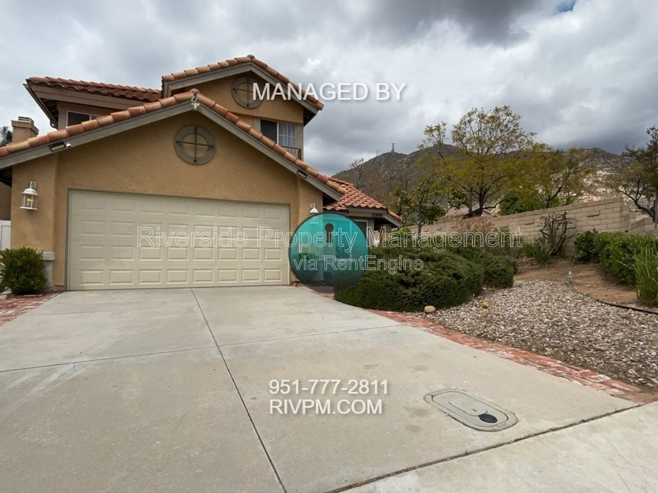 21498 Townsendia Ave - Photo 4 of 35