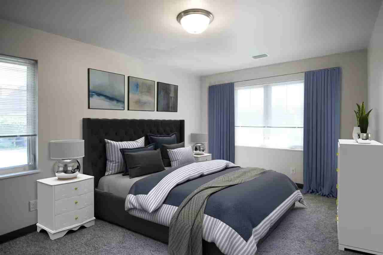 Oshkosh College Housing - Photo 2 of 42
