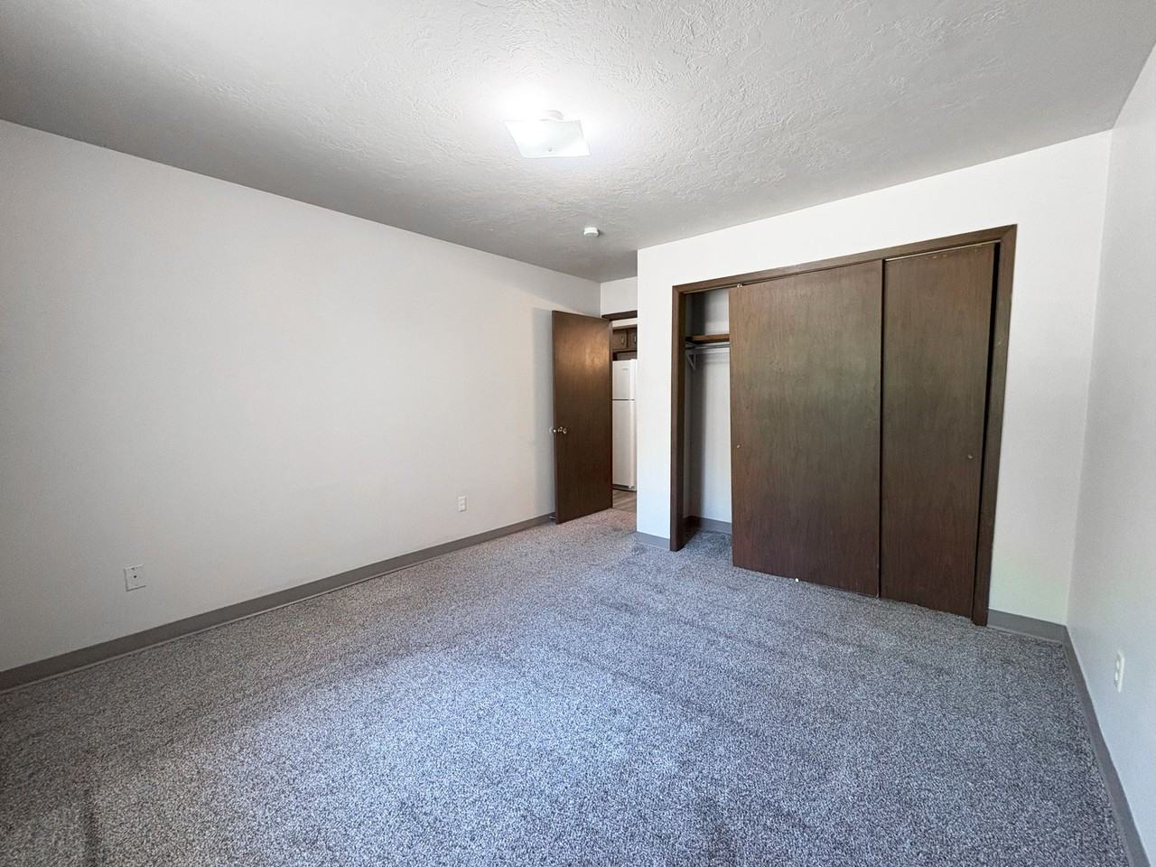 Royal Suites Apartments on Minot's North Hill - Photo 7 of 9