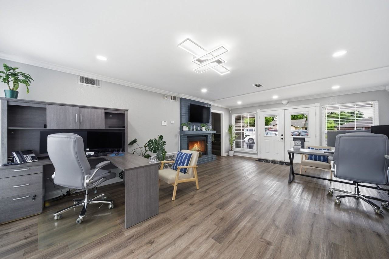 Beaumont Cove - Photo 4 of 9