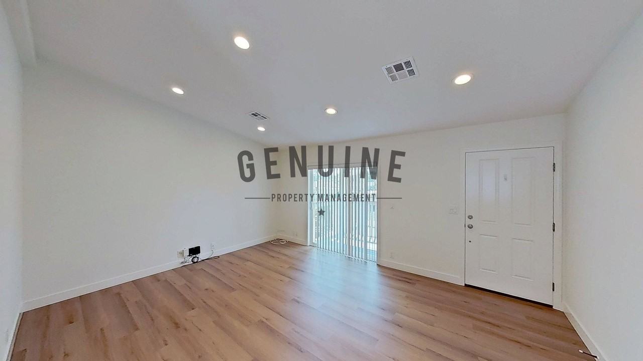 1008 England St - Photo 2 of 32