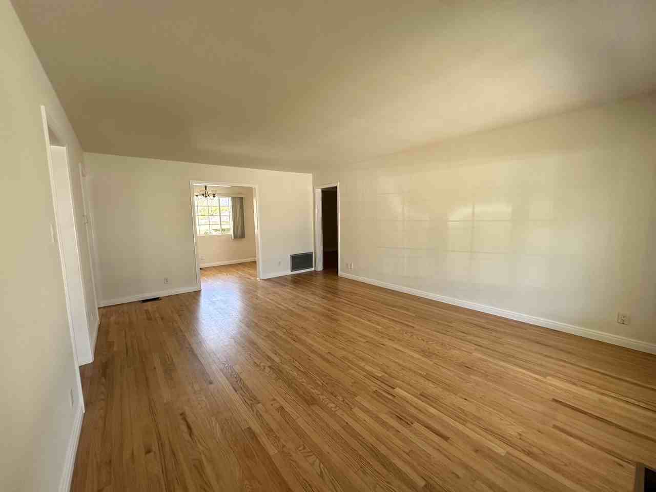 3128 Altura Ave - Photo 3 of 50
