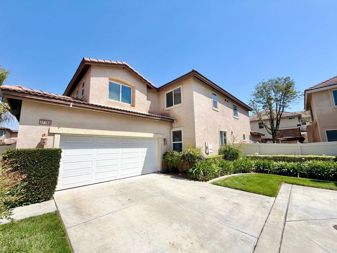 37168 Galileo Ln - Photo 2 of 28