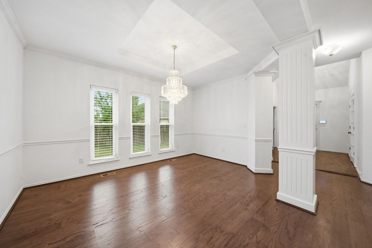12007 S Redbud St - Photo 4 of 32