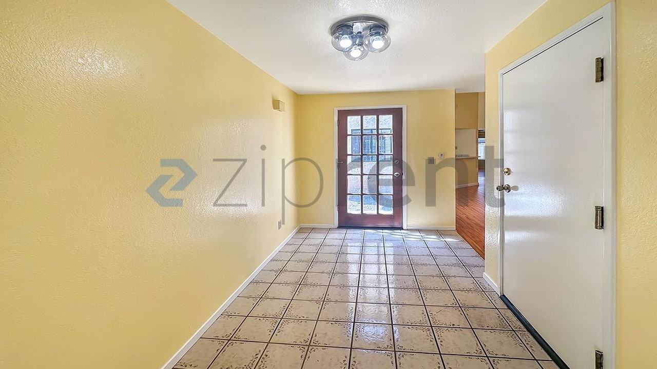 5490 N West Ave #104 - Photo 3 of 19