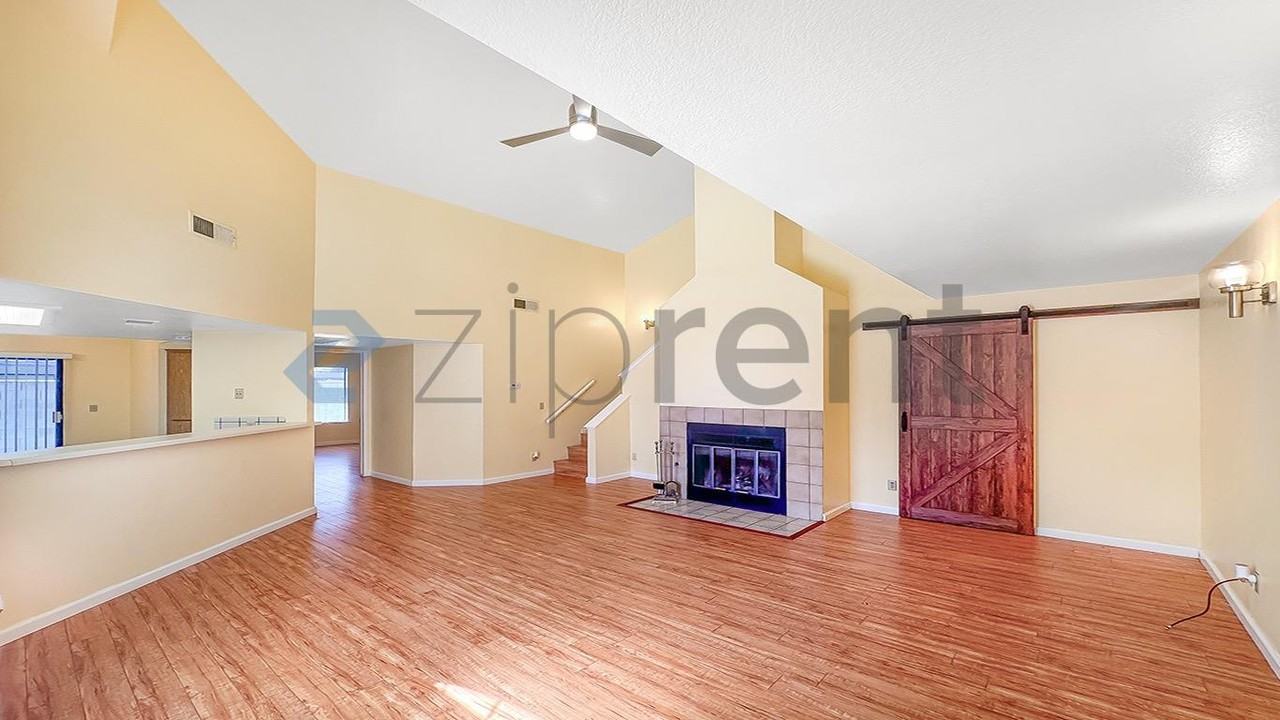 5490 N West Ave #104 - Photo 5 of 19