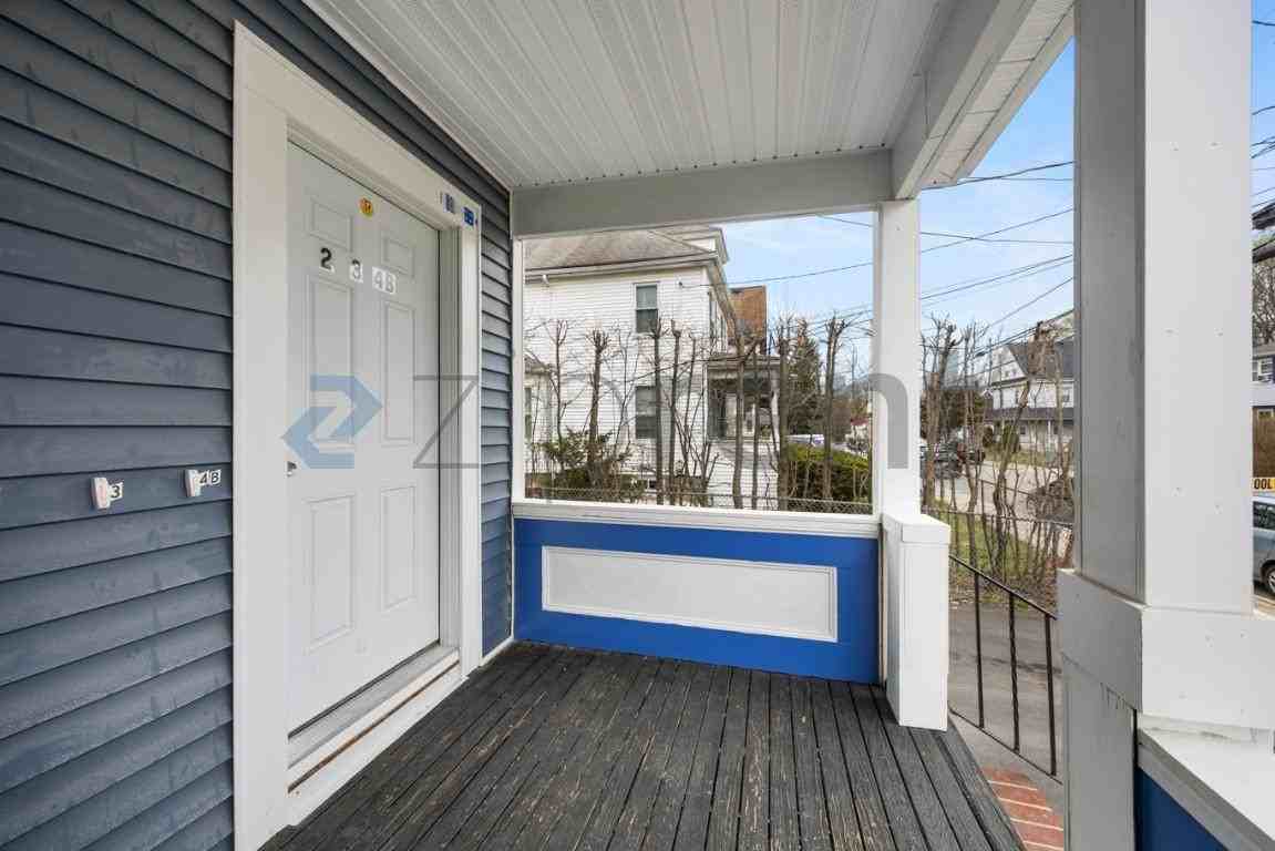 6 Monponset St #3 - Photo 4 of 24
