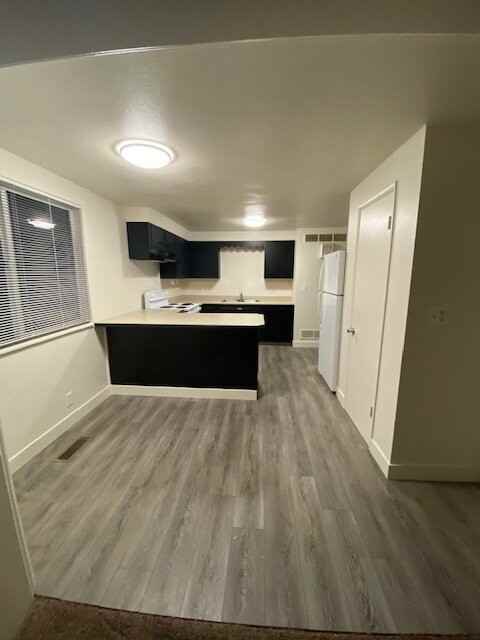 470 W 1875 N - Photo 4 of 18