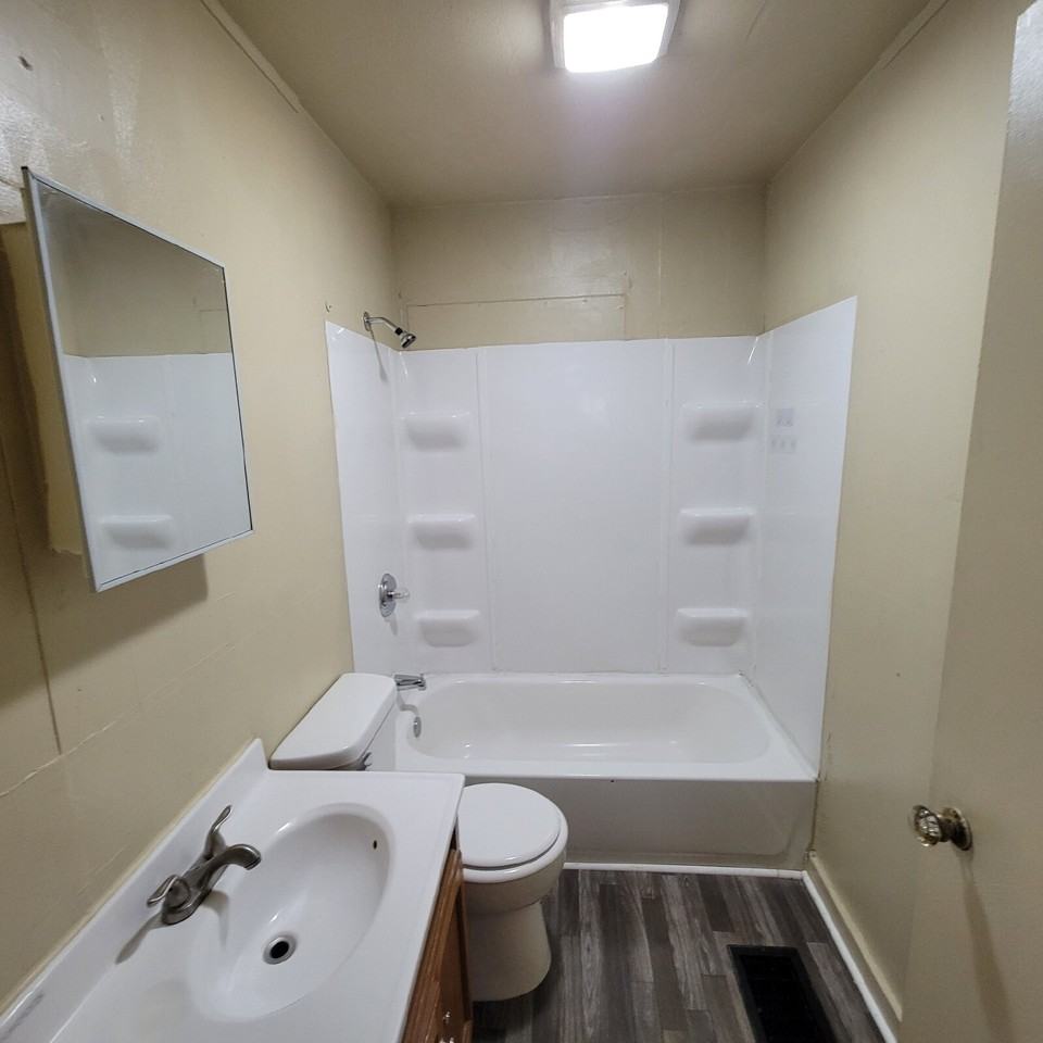 2348 Saint Paul St - Photo 3 of 4