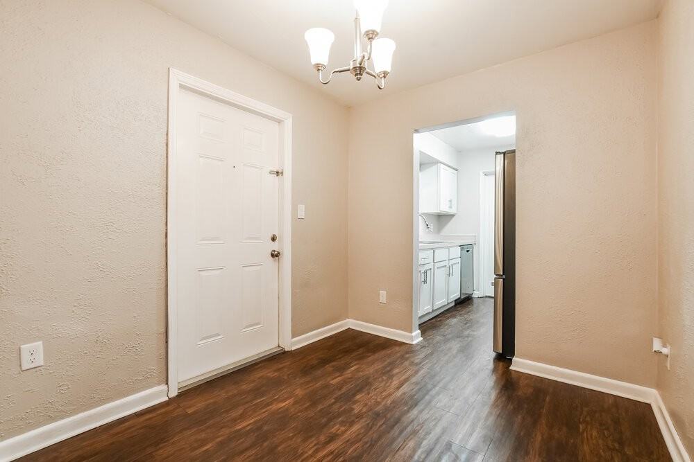 8647 Marietta Meadows Dr - Photo 5 of 6