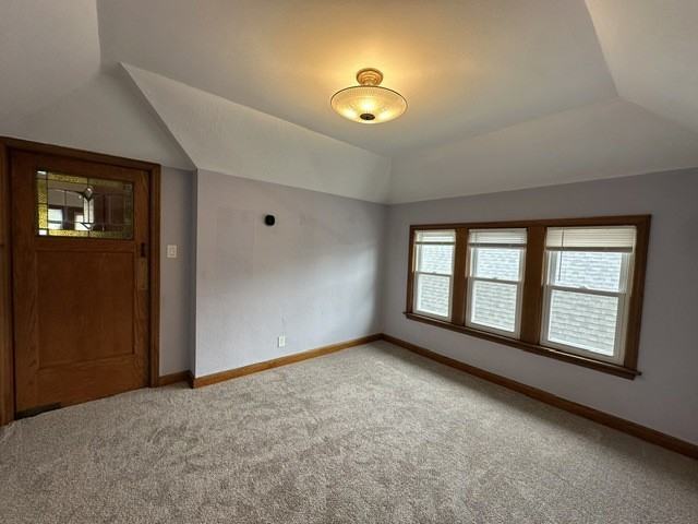 2142 S 36th St - Photo 5 of 21