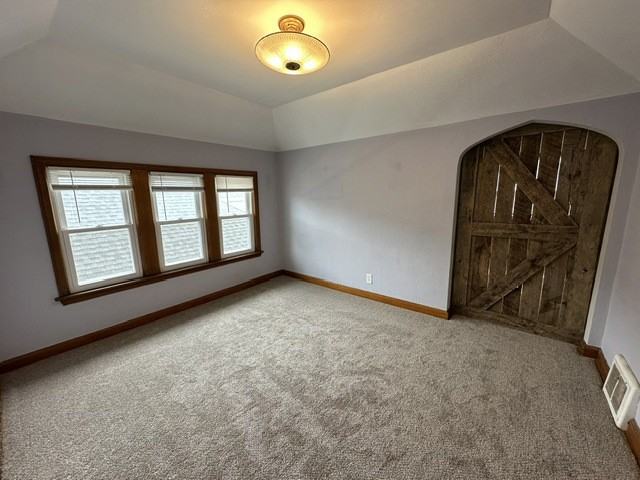 2142 S 36th St - Photo 6 of 21