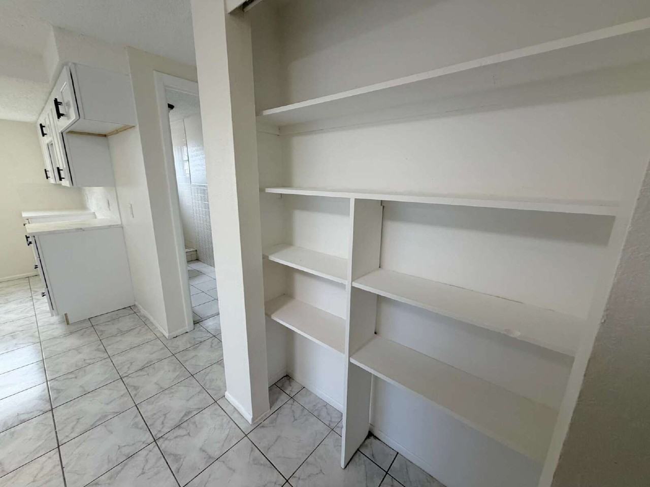 11701 Alpine Pkwy - Photo 4 of 13