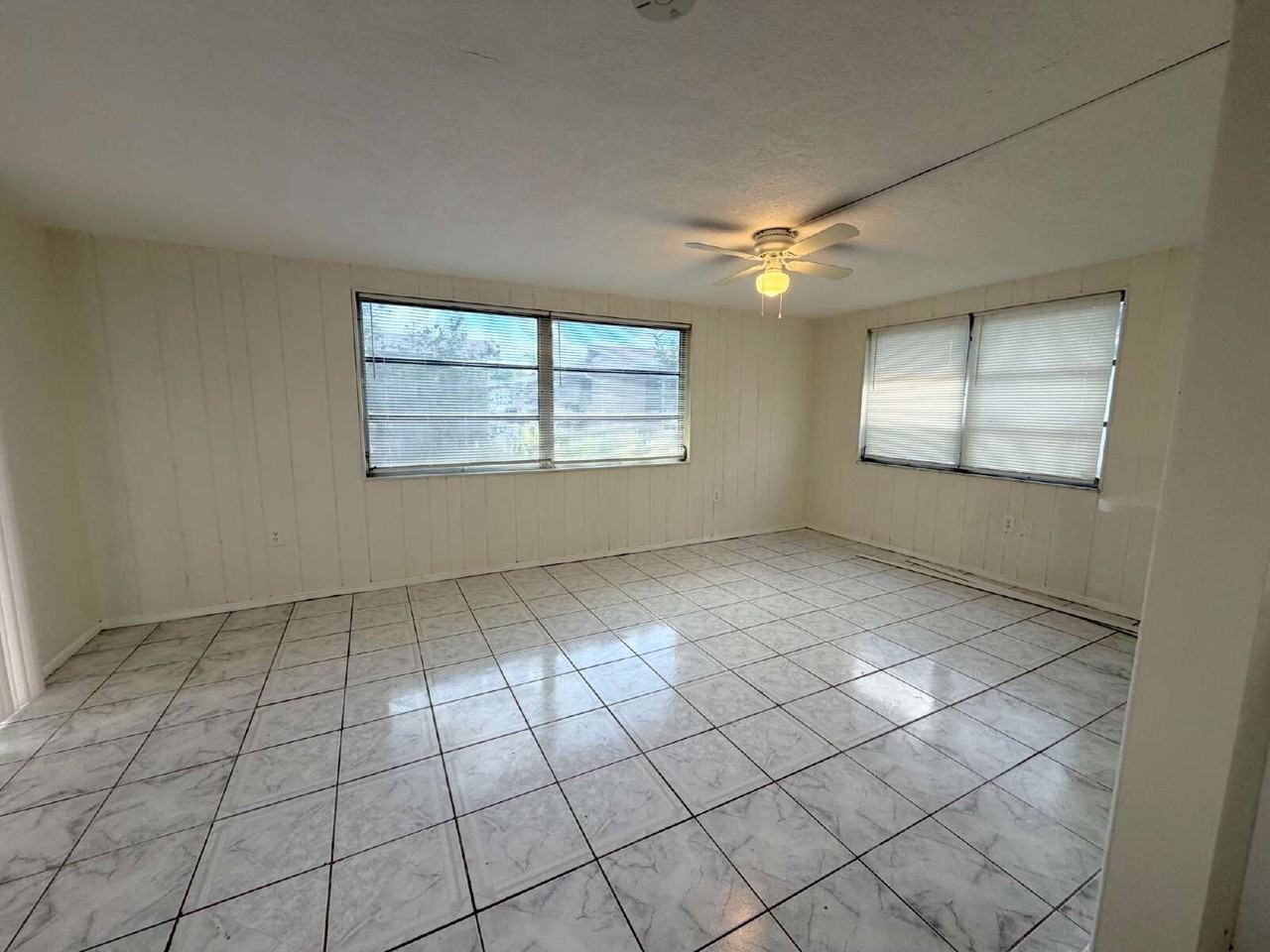 11701 Alpine Pkwy - Photo 6 of 13