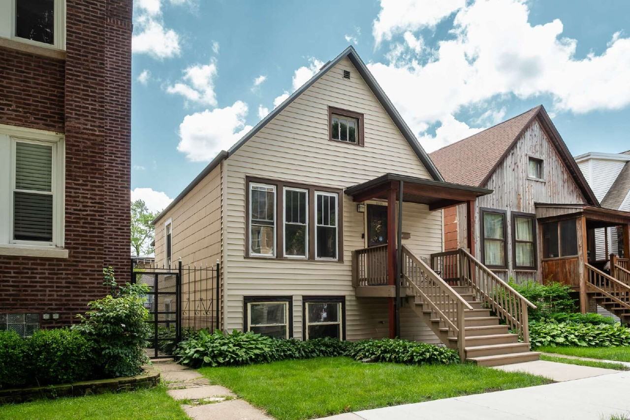 3233 W Berteau Ave - Photo 2 of 27