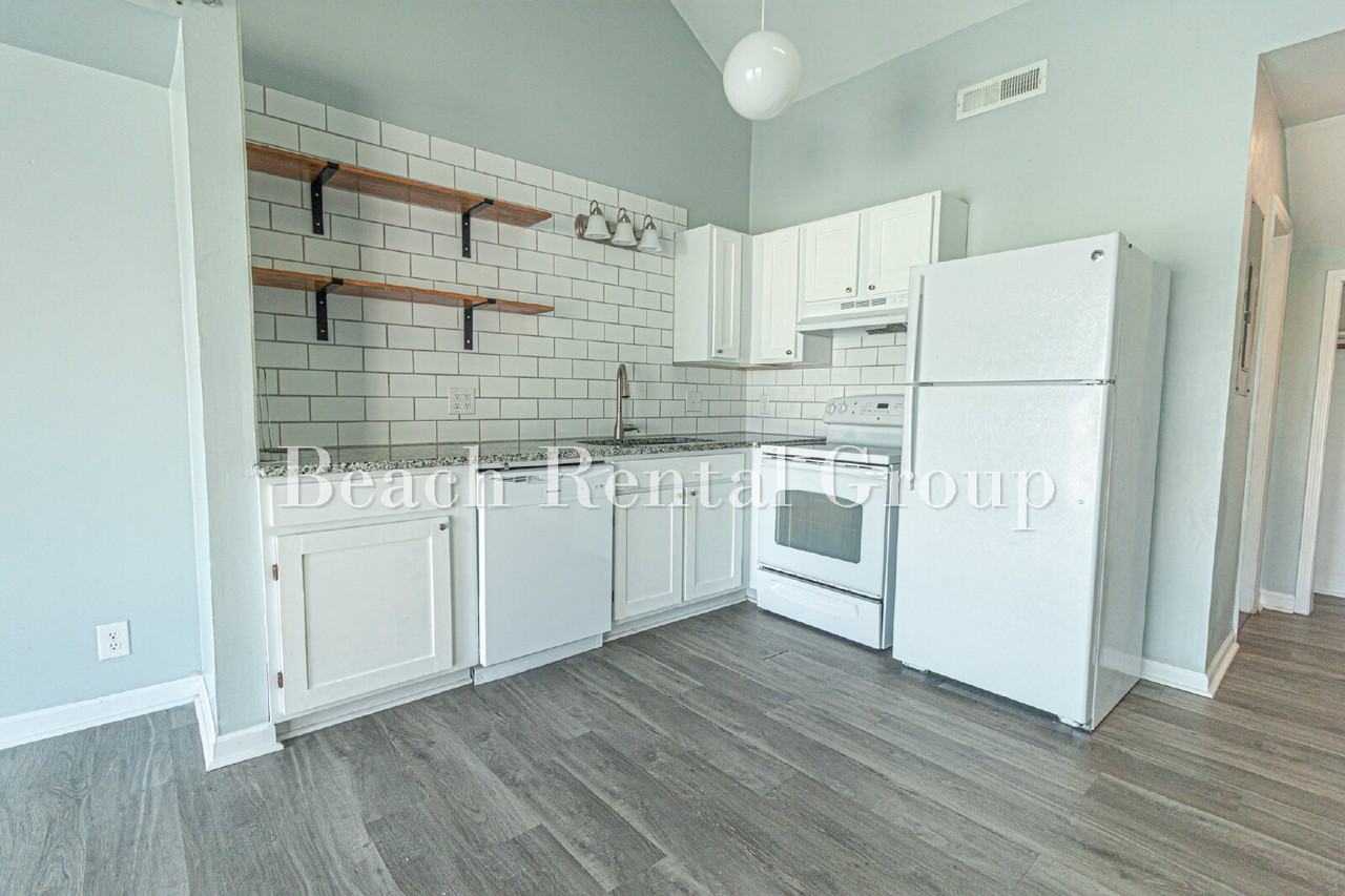 3700 Golf Colony Ln #2H - Photo 4 of 13