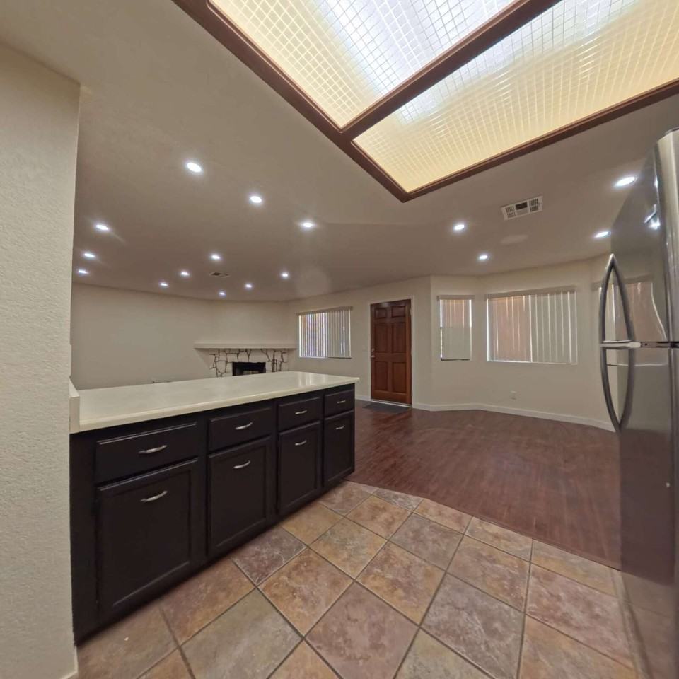2701 Otter Creek Ct #201 - Photo 4 of 27