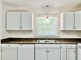 featured image of 655 Reeves Ct